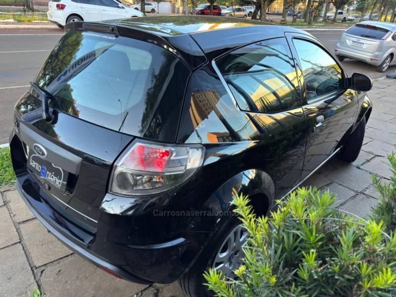 FORD - KA - 2012/2012 - Preta - R$ 27.900,00