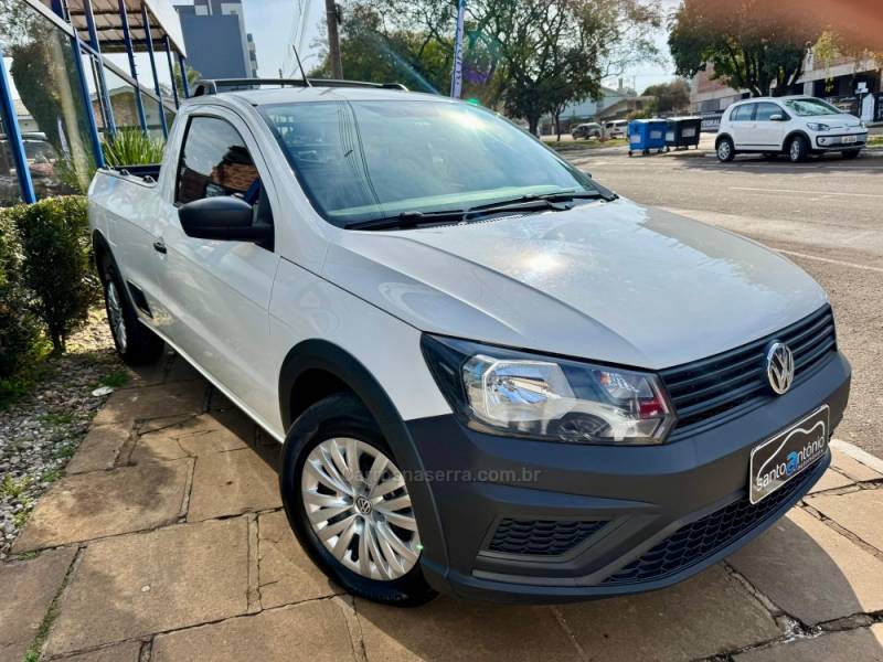 VOLKSWAGEN - SAVEIRO - 2021/2023 - Branca - R$ 61.900,00