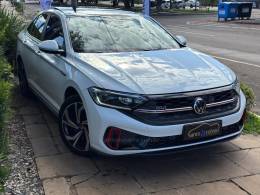 VOLKSWAGEN - JETTA - 2024/2024 - Branca - R$ 225.900,00