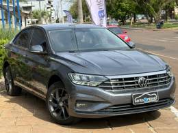 VOLKSWAGEN - JETTA - 2019/2020 - Cinza - R$ 115.900,00