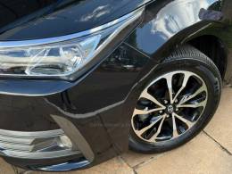 TOYOTA - COROLLA - 2017/2018 - Preta - R$ 89.900,00