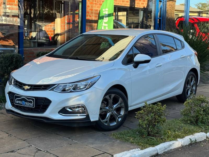 CHEVROLET - CRUZE - 2018/2018 - Branca - R$ 87.900,00