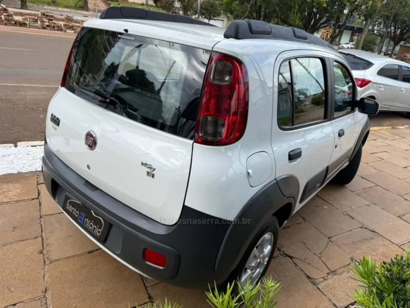 FIAT - UNO - 2014/2014 - Branca - R$ 39.900,00