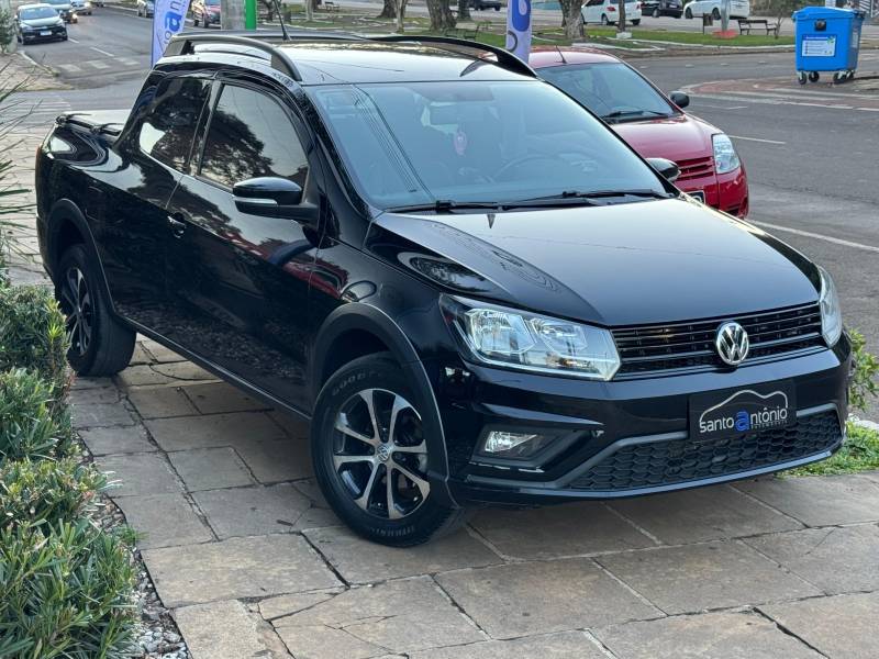 VOLKSWAGEN - SAVEIRO - 2018/2018 - Preta - R$ 74.900,00