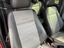 VOLKSWAGEN - SAVEIRO - 2015/2016 - Vermelha - R$ 74.900,00