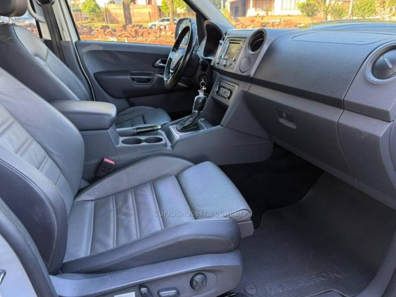 VOLKSWAGEN - AMAROK - 2016/2016 - Prata - R$ 109.900,00