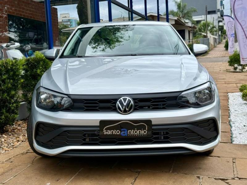 VOLKSWAGEN - POLO - 2024/2025 - Prata - R$ 76.900,00