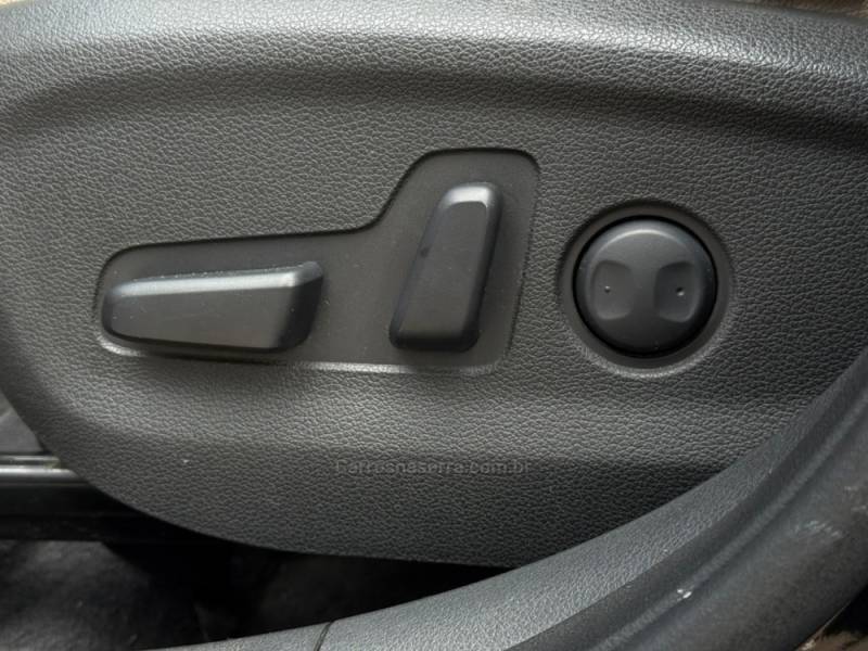 HYUNDAI - TUCSON - 2016/2017 - Preta - R$ 79.900,00