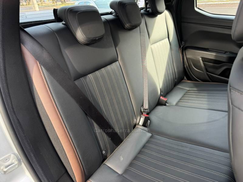 FIAT - STRADA - 2023/2023 - Prata - R$ 113.900,00