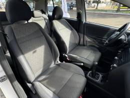 VOLKSWAGEN - FOX - 2013/2013 - Branca - R$ 44.900,00