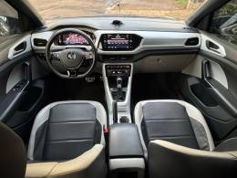 VOLKSWAGEN - T-CROSS - 2020/2020 - Cinza - R$ 112.900,00