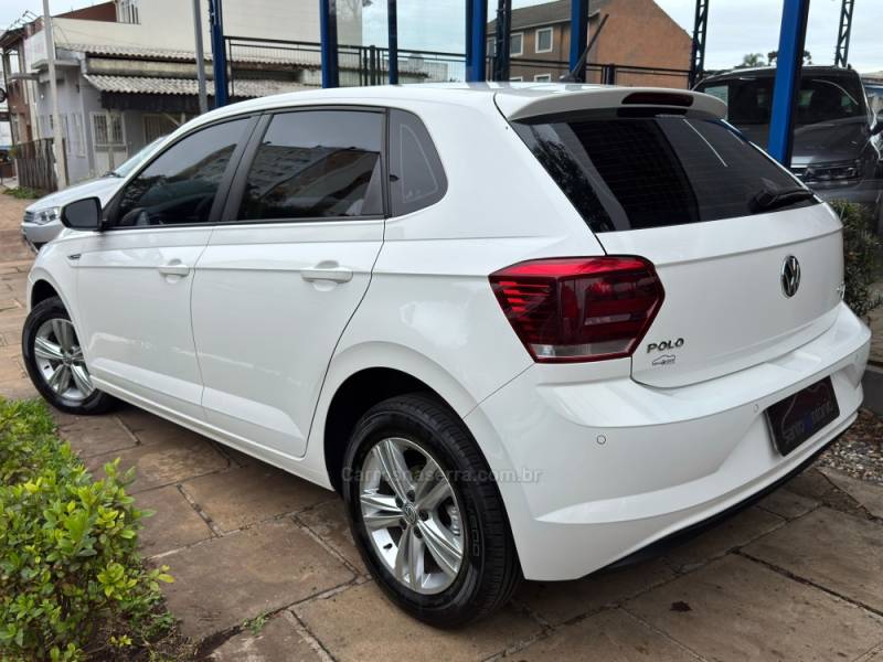 VOLKSWAGEN - POLO - 2018/2018 - Branca - R$ 73.900,00