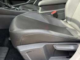 VOLKSWAGEN - JETTA - 2019/2020 - Cinza - R$ 115.900,00
