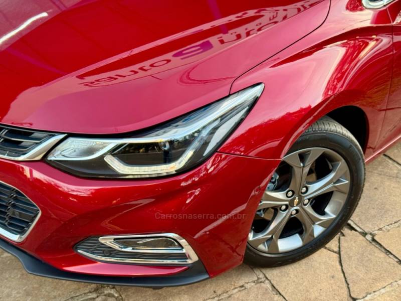 CHEVROLET - CRUZE - 2017/2017 - Vermelha - R$ 92.900,00
