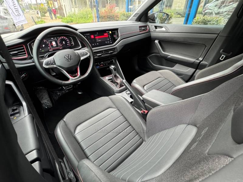 VOLKSWAGEN - POLO - 2025/2025 - Prata - R$ 139.900,00