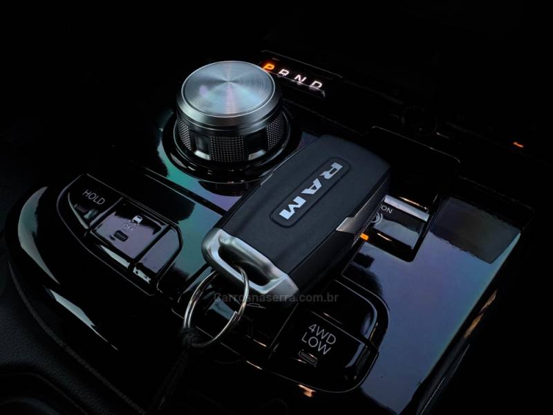 RAM - RAMPAGE - 2024/2025 - Preta - R$ 219.900,00