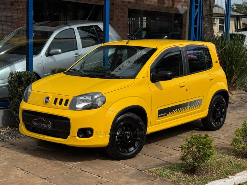 FIAT - UNO - 2014/2014 - Amarela - R$ 43.900,00