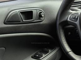 FORD - ECOSPORT - 2016/2017 - Branca - R$ 59.900,00