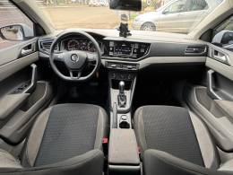 VOLKSWAGEN - POLO - 2018/2018 - Branca - R$ 73.900,00