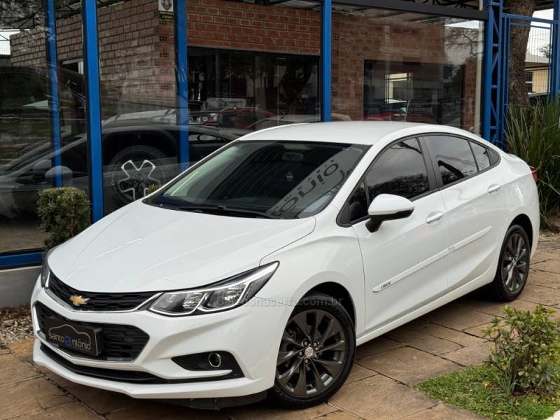 CHEVROLET - CRUZE - 2018/2019 - Branca - R$ 89.900,00