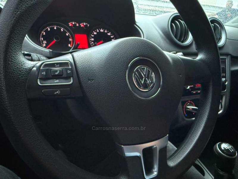 VOLKSWAGEN - GOL - 2012/2013 - Vermelha - R$ 34.900,00