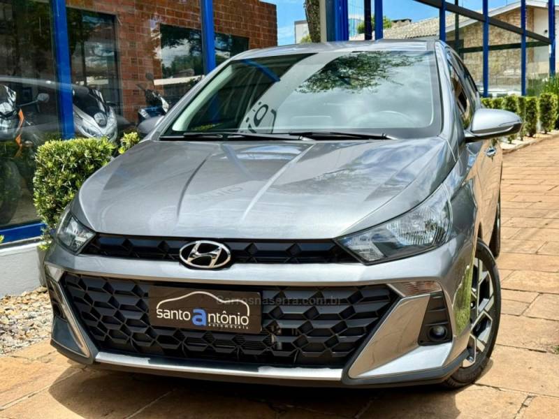 HYUNDAI - HB20 - 2023/2024 - Cinza - R$ 93.900,00
