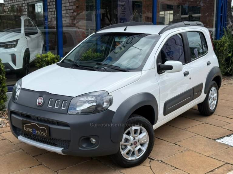 FIAT - UNO - 2014/2014 - Branca - R$ 39.900,00