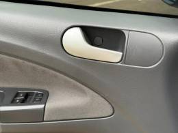 VOLKSWAGEN - SAVEIRO - 2013/2014 - Branca - R$ 46.900,00