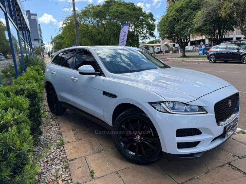 JAGUAR - F-PACE - 2019/2020 - Branca - R$ 189.900,00