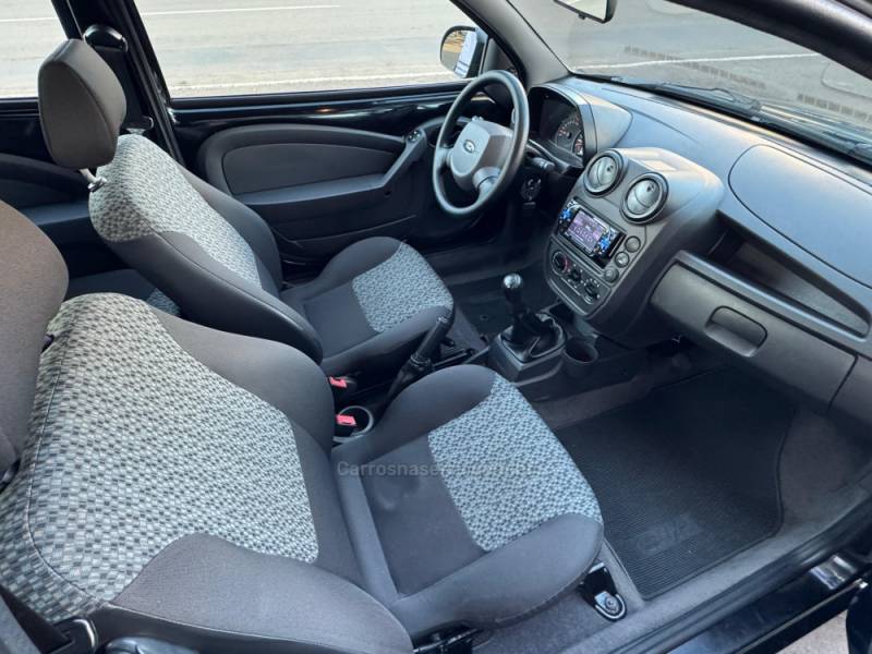 FORD - KA - 2012/2012 - Preta - R$ 27.900,00