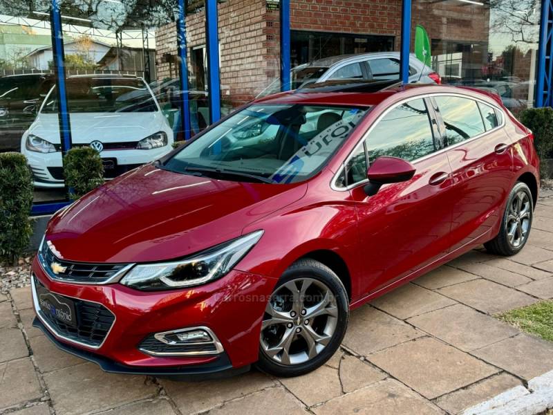 CHEVROLET - CRUZE - 2017/2017 - Vermelha - R$ 92.900,00