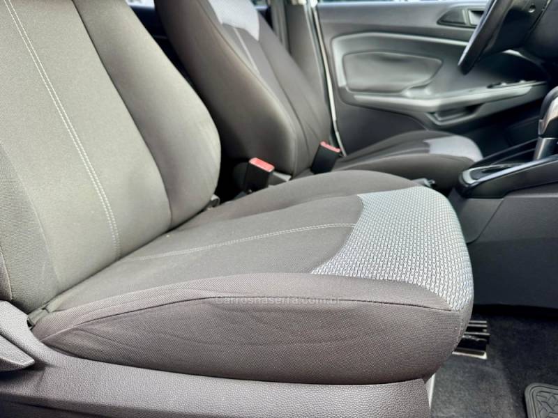 FORD - ECOSPORT - 2016/2017 - Branca - R$ 59.900,00