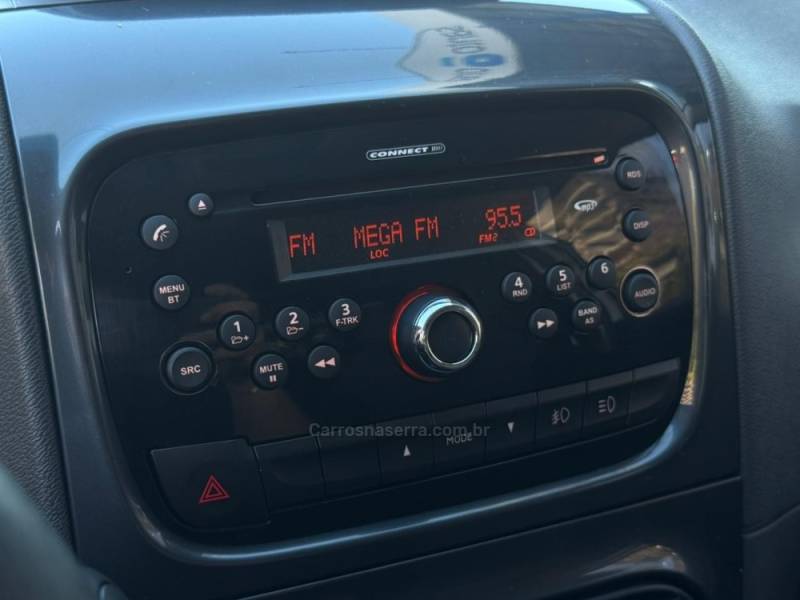 FIAT - STRADA - 2015/2016 - Branca - R$ 66.900,00