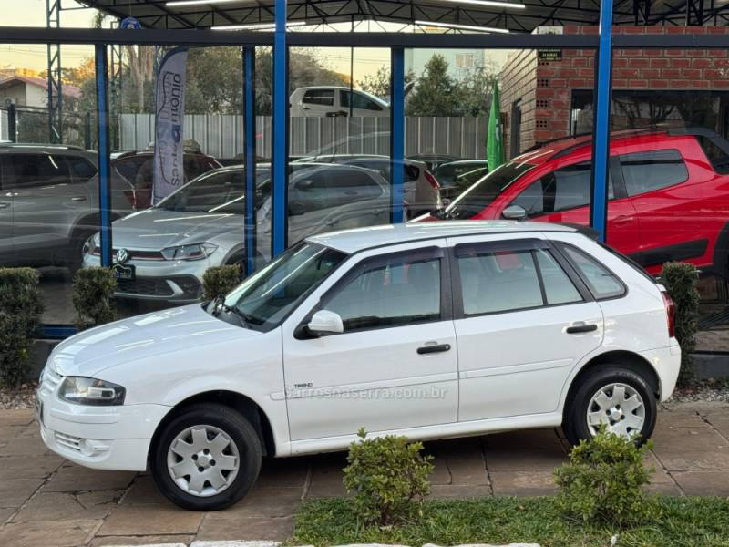 VOLKSWAGEN - GOL - 2014/2014 - Branca - R$ 35.900,00