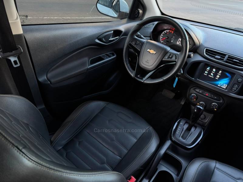 CHEVROLET - PRISMA - 2018/2019 - Branca - R$ 68.900,00