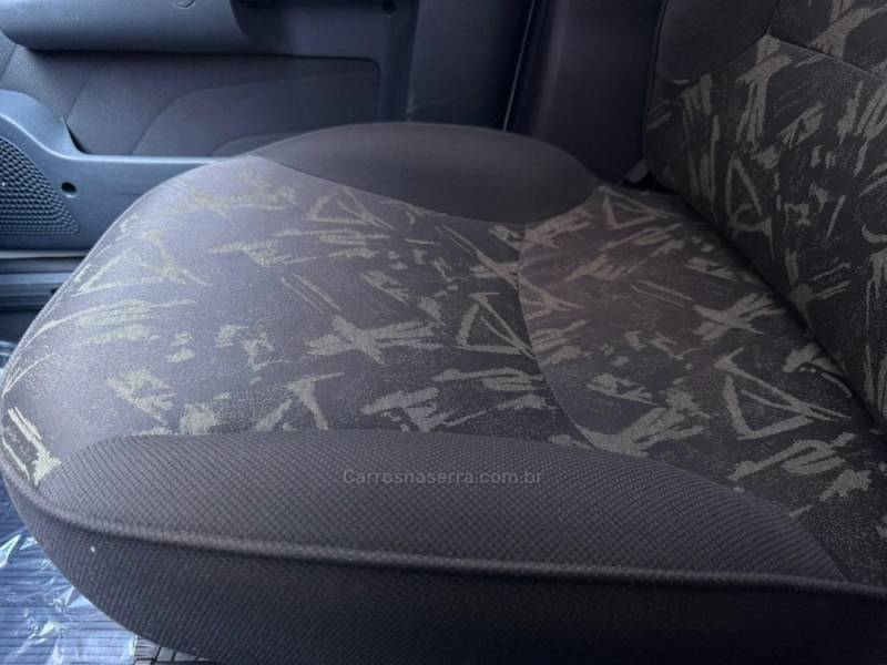 FIAT - PALIO - 2006/2007 - Branca - R$ 29.900,00