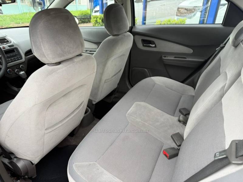 CHEVROLET - COBALT - 2012/2012 - Prata - R$ 38.900,00