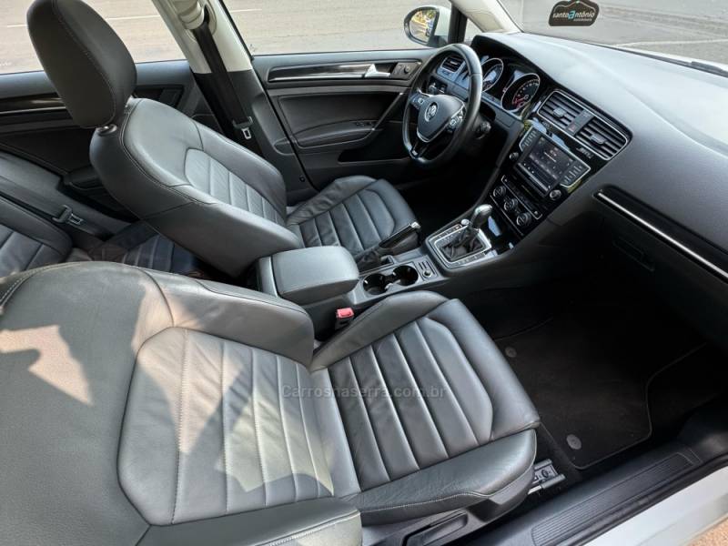 VOLKSWAGEN - GOLF - 2017/2017 - Branca - R$ 94.900,00