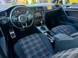 VOLKSWAGEN - GOLF - 2014/2015 - Branca - R$ 139.900,00