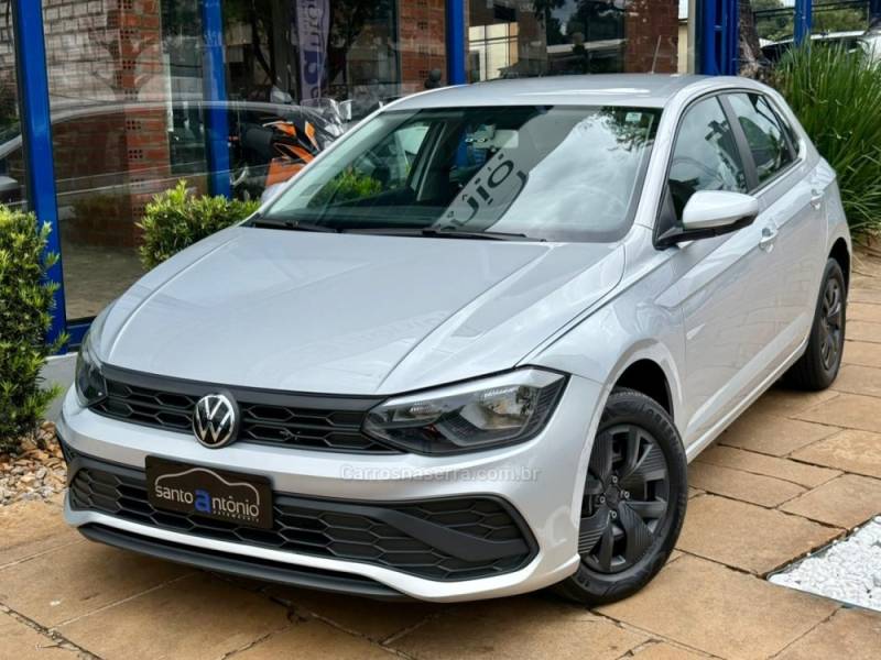 VOLKSWAGEN - POLO - 2024/2025 - Prata - R$ 76.900,00