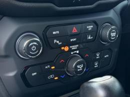 JEEP - RENEGADE - 2024/2024 - Branca - R$ 112.900,00