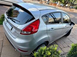 FORD - FIESTA - 2017/2017 - Prata - R$ 49.900,00