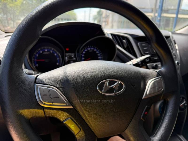 HYUNDAI - HB20 - 2018/2018 - Prata - R$ 54.900,00