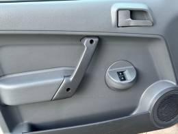 VOLKSWAGEN - GOL - 2014/2014 - Branca - R$ 35.900,00