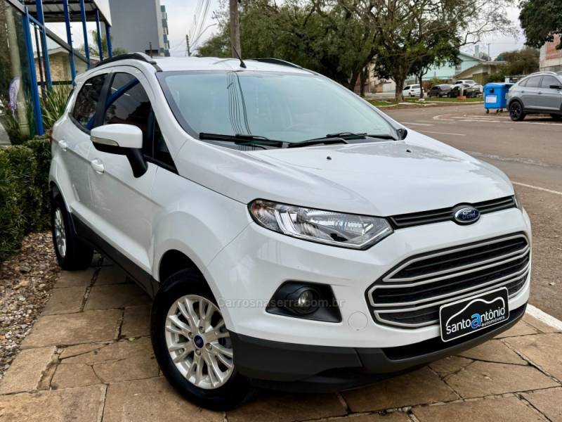 FORD - ECOSPORT - 2016/2017 - Branca - R$ 59.900,00