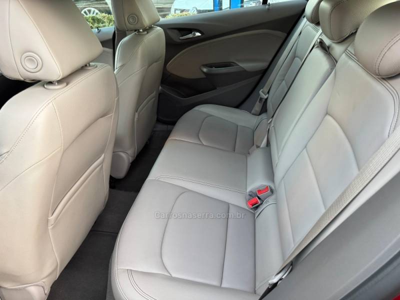 CHEVROLET - CRUZE - 2017/2017 - Vermelha - R$ 92.900,00