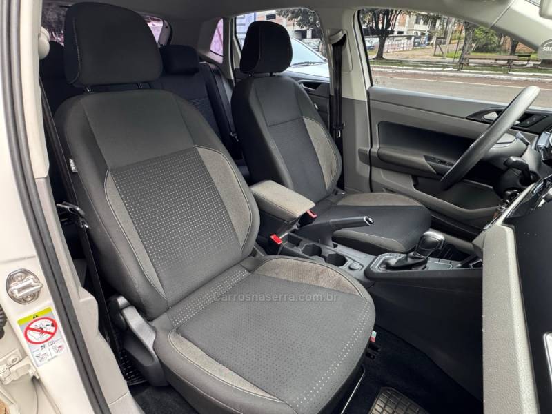 VOLKSWAGEN - POLO - 2018/2018 - Branca - R$ 73.900,00