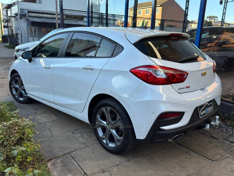 CHEVROLET - CRUZE - 2018/2018 - Branca - R$ 87.900,00