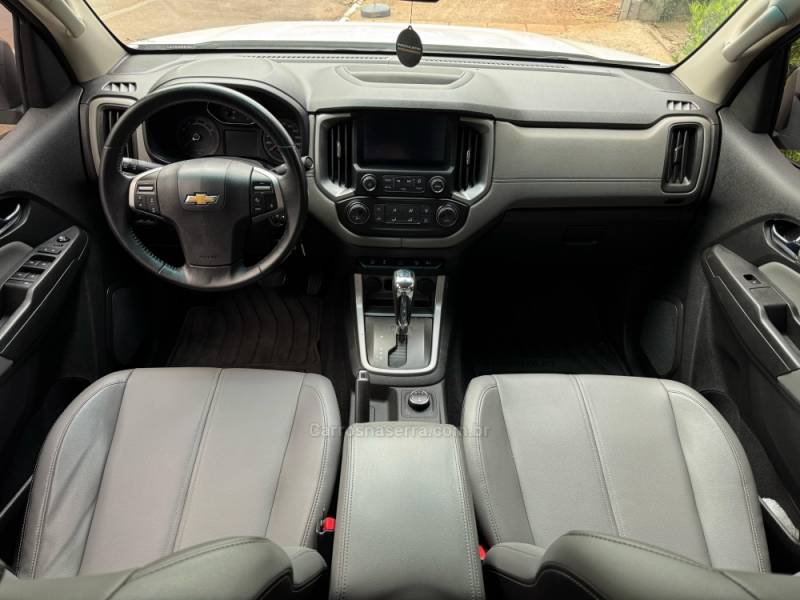 CHEVROLET - S10 - 2018/2018 - Branca - R$ 139.900,00