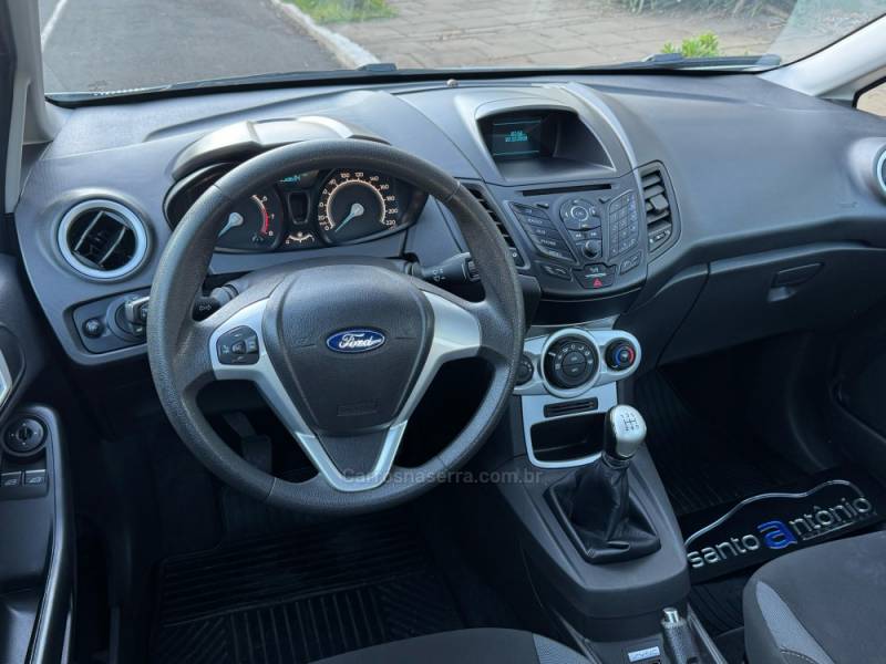 FORD - FIESTA - 2019/2019 - Branca - R$ 59.900,00